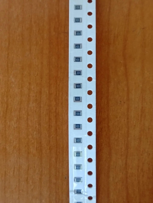 Резистор SMD    10kom  0.125w  0805 (10K) 5%  (103)