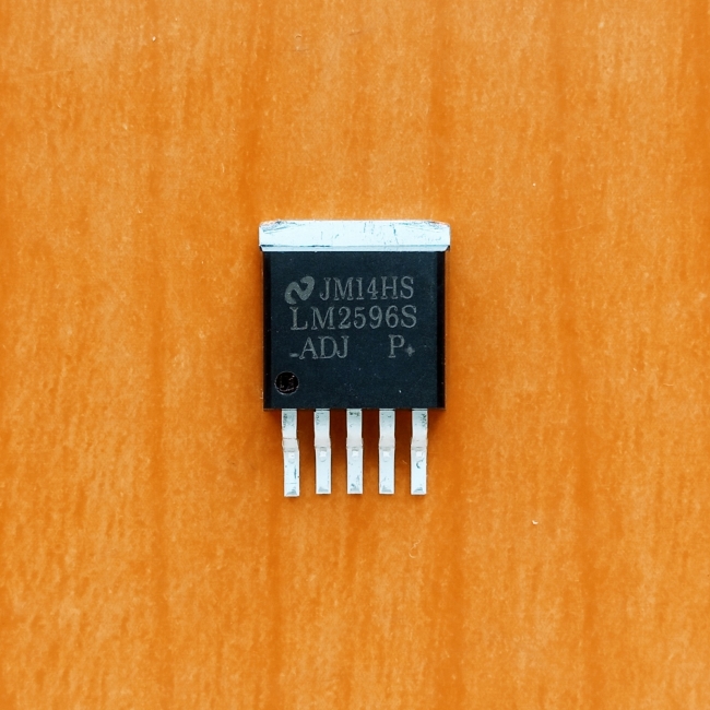 LM2596S-ADJ