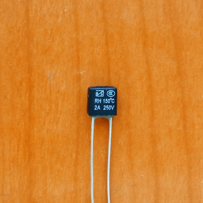 Термопредохранитель RH-01 150C 2A