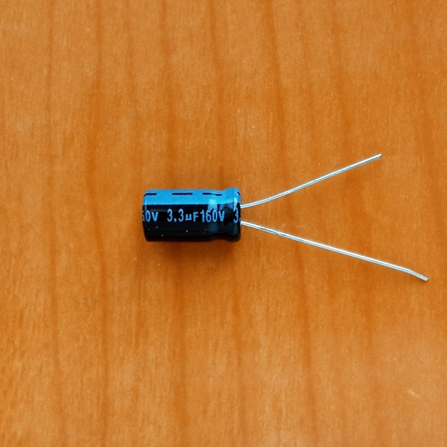 3.3mkF 160v 105C Jamicon TK