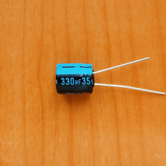 330mkF  35v 105C Jamicon TK