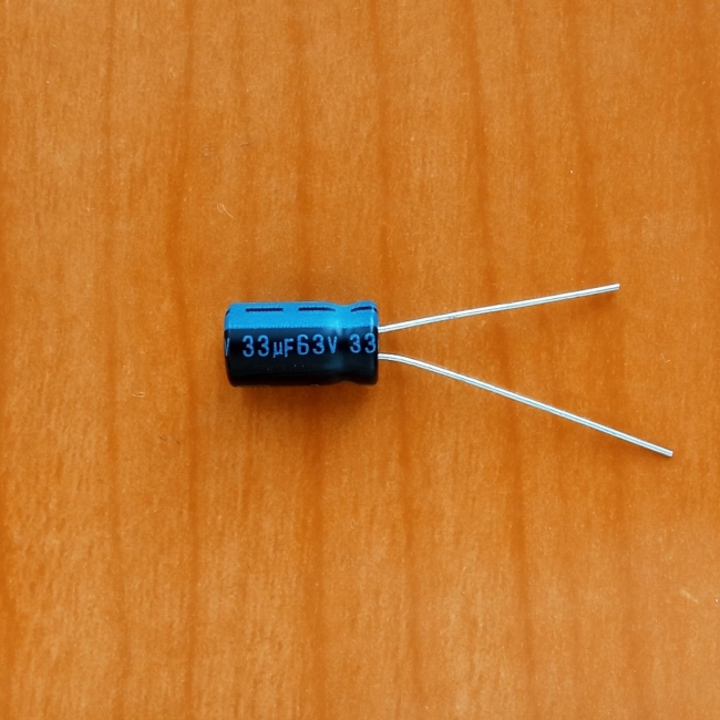 33mkF  63v 105C Jamicon TK