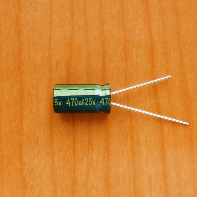 470mkF 25v 105C Jamicon WL (компьютерный)
