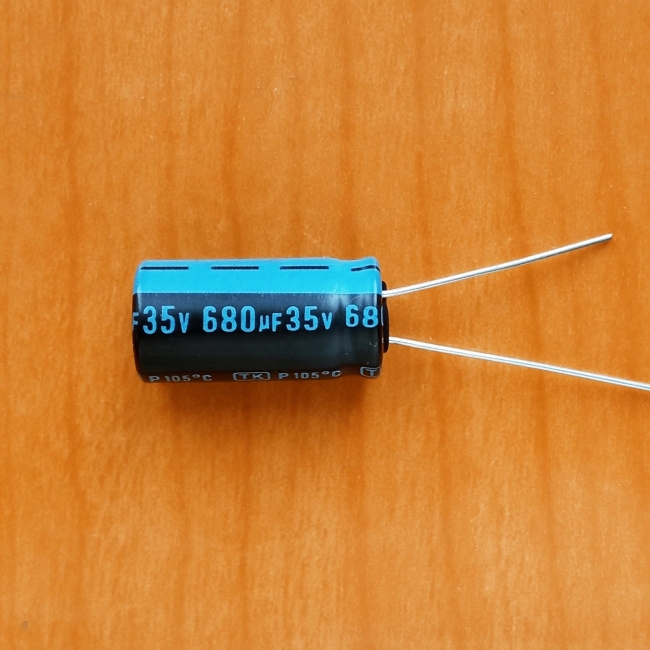 680mkF 35v 105C Jamicon TK