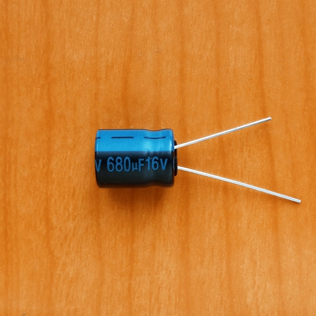 680mkF 16v 105C Jamicon TK