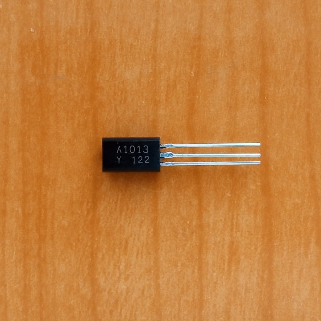 2SA1013