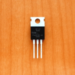 BT137-800E