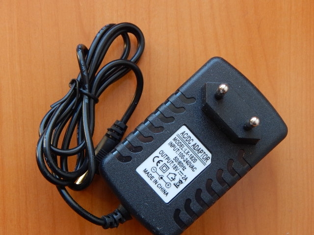 Адаптер питания 220/18.0V 2.0A 36W (5.5x2.5mm) LX-1820
