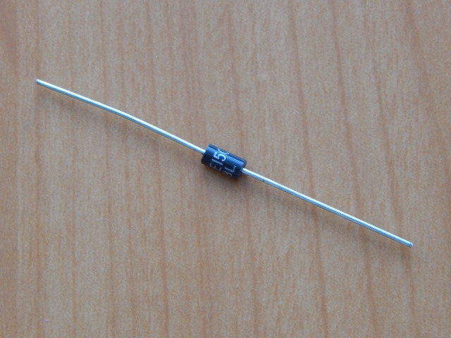 P6KE15CA (15V, 600W)