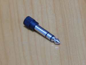 Переходник 6.35mm шт. стерео - 3.5mm гн. стерео пластик 14-0202