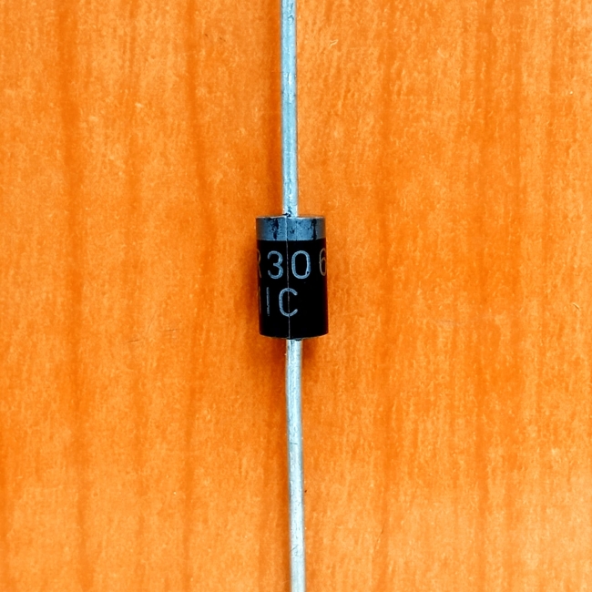 HER306 (600V, 3A, 75ns)