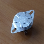 Термостат KSD303  93C 20A с кнопкой (нормально замкнутый)
