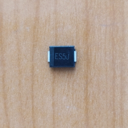 ES5J (600V, 5A, 35ns)  SMD