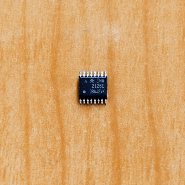 INA2126E
