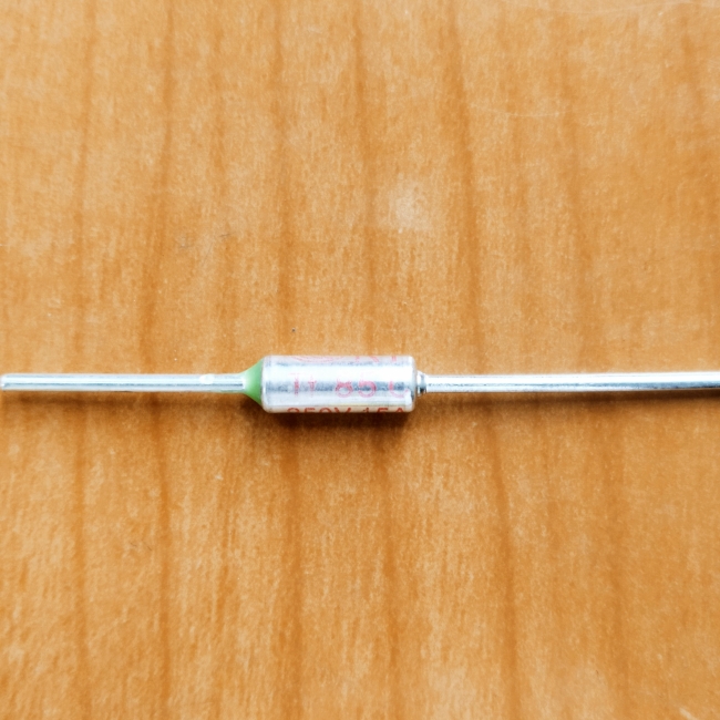 Термопредохранитель RY-01 85C 15A