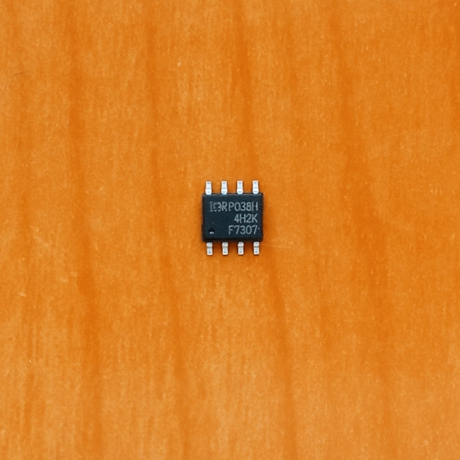 IRF7307
