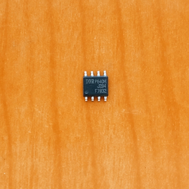 IRF7832