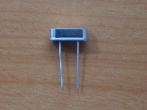 Кварцевый резонатор 16.0MHz HC-49/S
