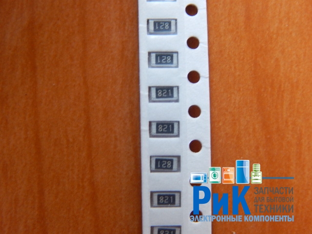 Резистор SMD      820om  0.25w  1206 (820R) 5%  (821)