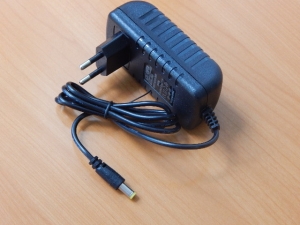 Адаптер питания 220/ 9.0V 2.0A 18W (5.5x2.5mm) LP-09