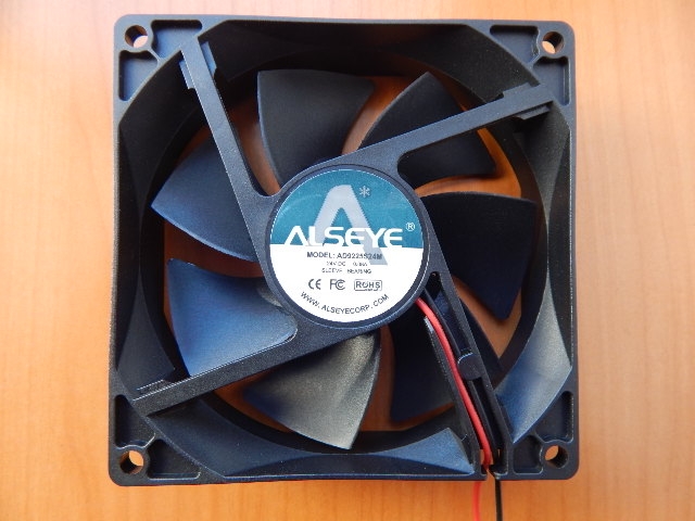 Вентилятор 92x92x25 24V 0.2A AD9225S24M
