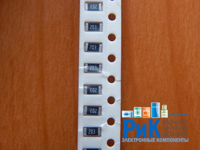 Резистор SMD    20kom  0.25w  1206 (20K) 5%  (203)