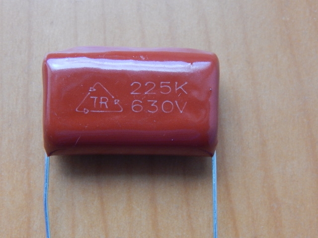 CAP 2.2mkF 630V 10% (225) (JFB)