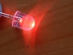 Светодиод 10mm красный 20000mcd 30* 3-3.2V  FYL-10003URC