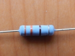 Резистор  2w       330om (330R) 5%