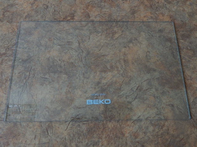 Стекло полки холодильника Beko 453x282x4  (4561820100)