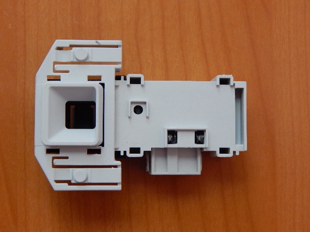 Блокировка люка Bosch короткая (658976, WM20141w)