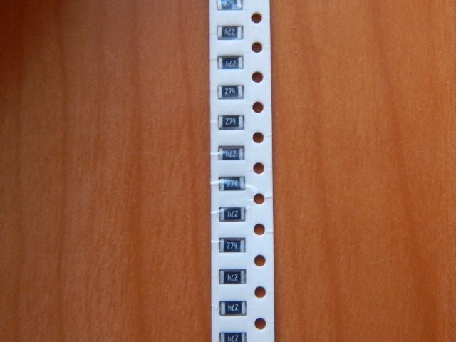 Резистор SMD   270kom  0.25w  1206 (270K) 5%  (274)
