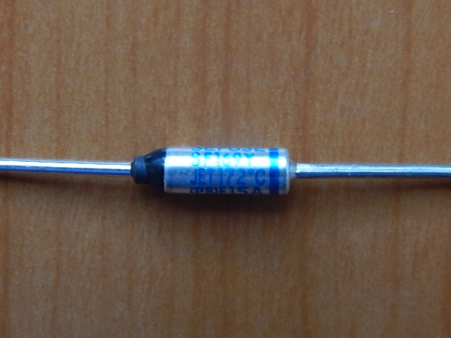 Термопредохранитель RY-01 172C 15A