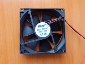 Вентилятор 92x92x25 12V 0.20A RQD9225HS