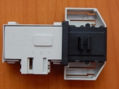 Блокировка люка Bosch короткая  (658976, WM20141w)