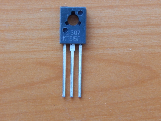 КТ815Г