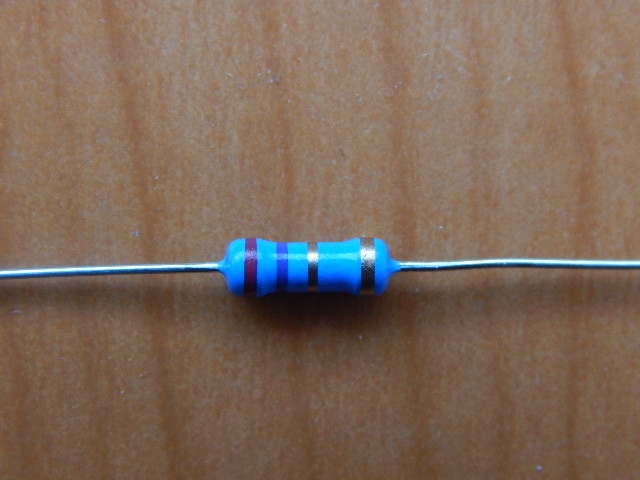 Резистор  0.5w         2.7om (2R7) 5%
