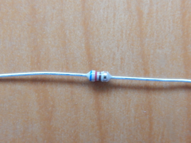 Резистор  0.125w       620om (620R) 5%