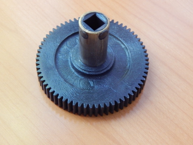 Шестерня мясорубки Хозяюшка черная D=66mm (SHz228)