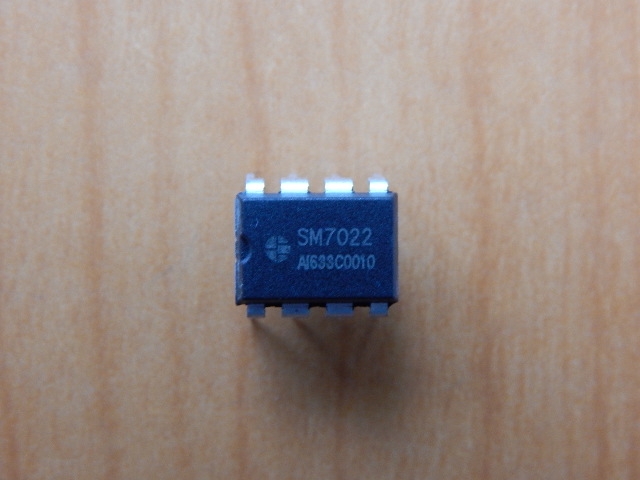 SM7022