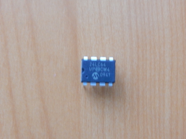 24LC64-I/P