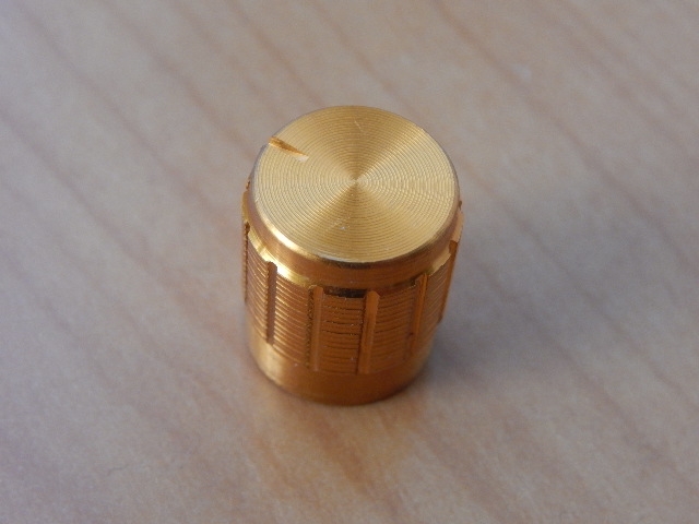 Ручка для аппаратуры D=15mm L=17mm золотистая №8G