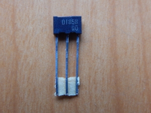2SD1858