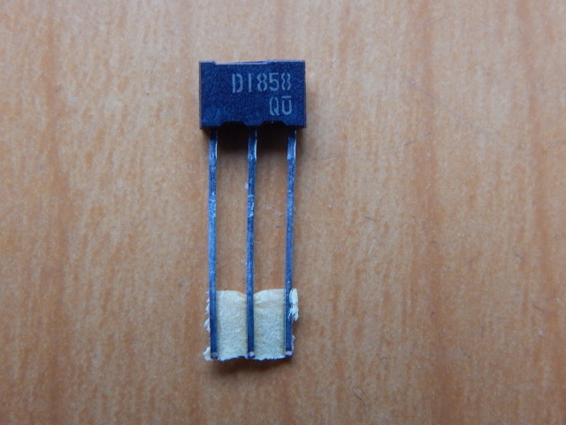 2SD1858