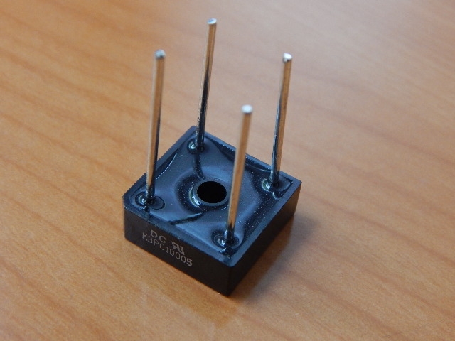 KBPC10005 (50V, 10A)