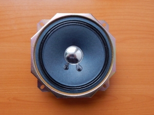 Динамик 105x105mm h=30mm 3.2 Ohm 3.2W (6400SCSE01C)