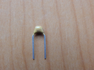 CAP 4.7pF 50V (4R7) (NP0)
