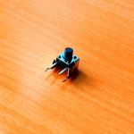 Кнопка 2-pin  6x6x5mm L=3.5mm угловая  (№50)