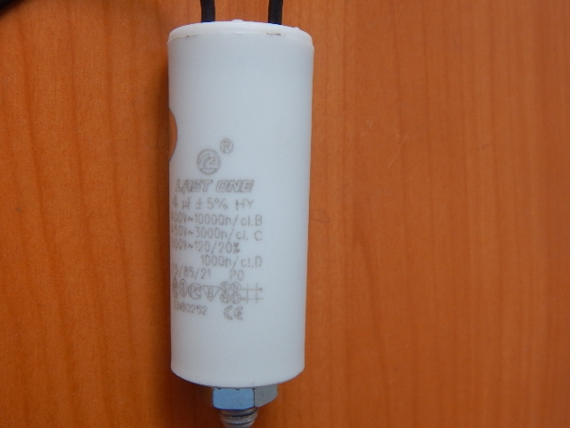 CBB60L 4.0mkF 450v (гибкие выводы + болт)