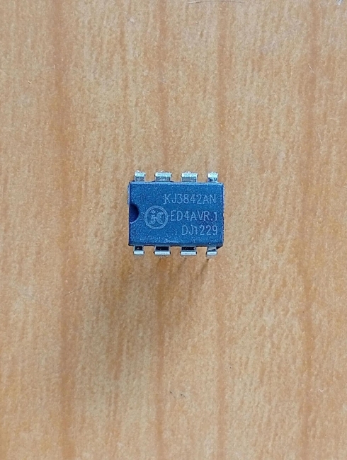UC3842AN (KJ3842AN)